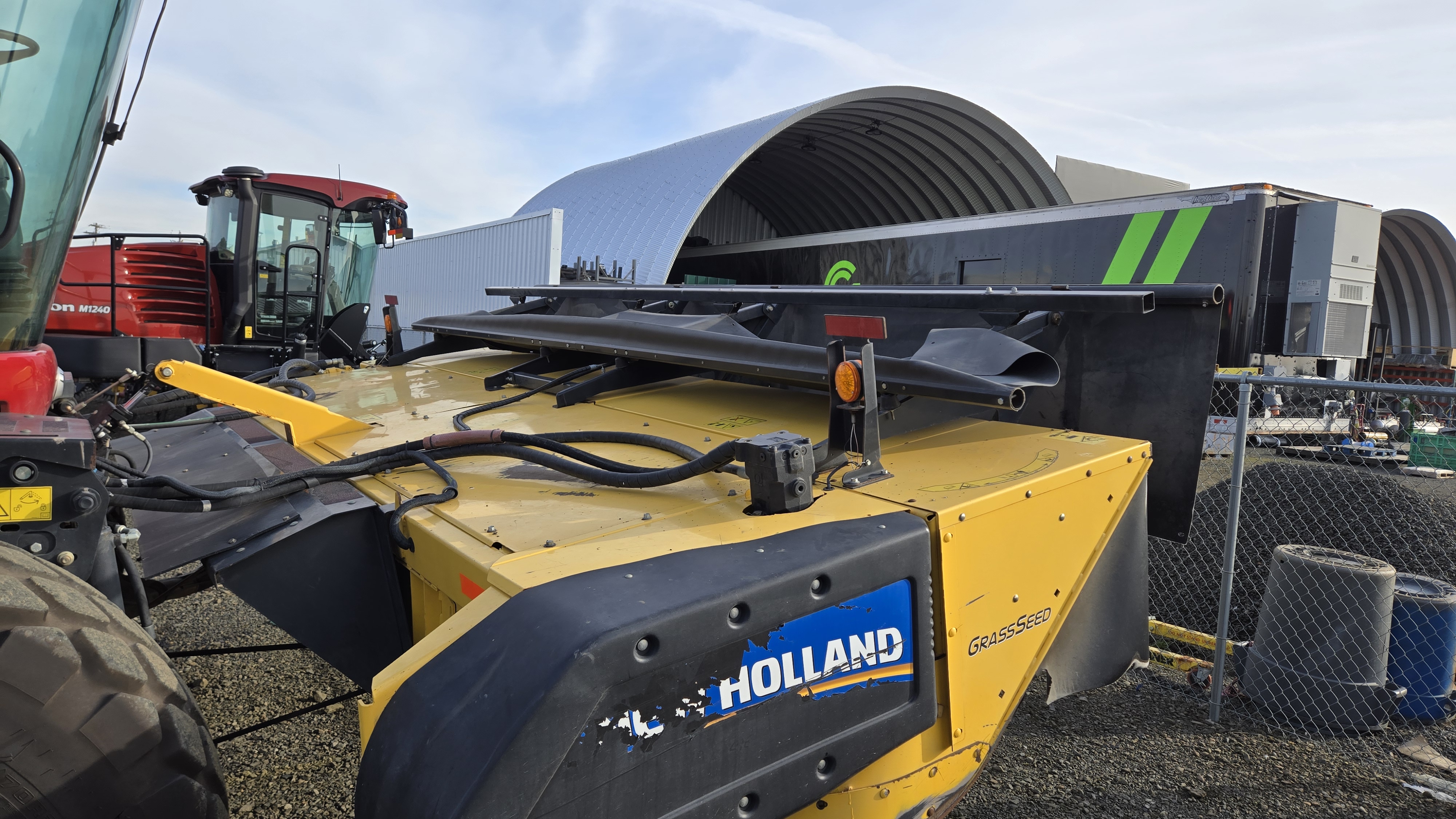 2019 New Holland SPEEDROWER 260 Windrower