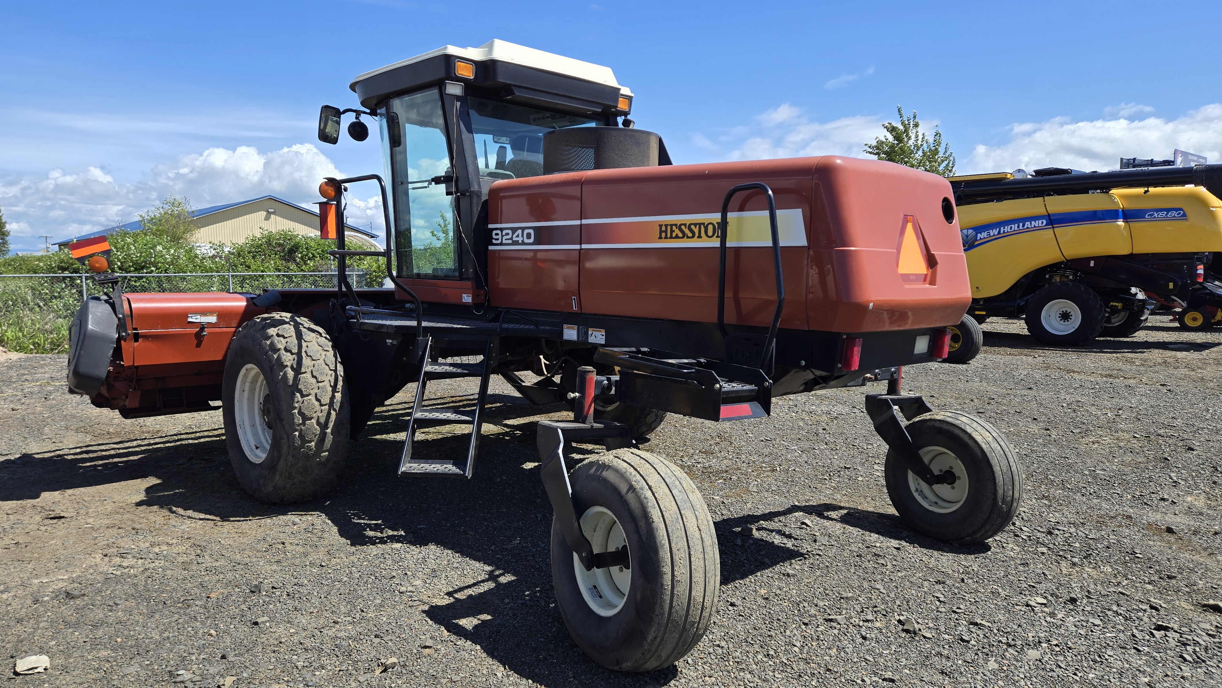 2006 Hesston 9240 Windrower