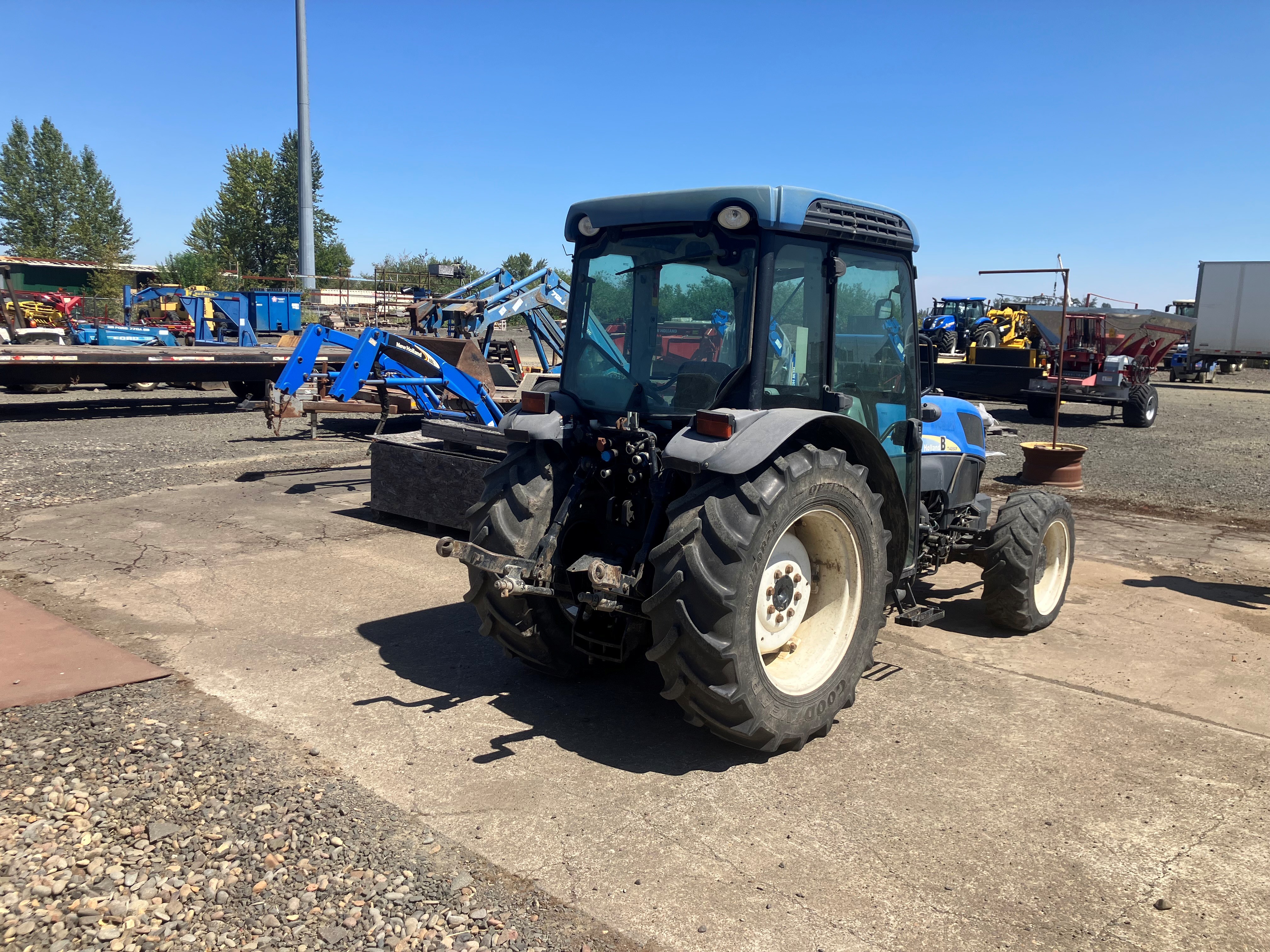 2013 New Holland T4050F Tractor
