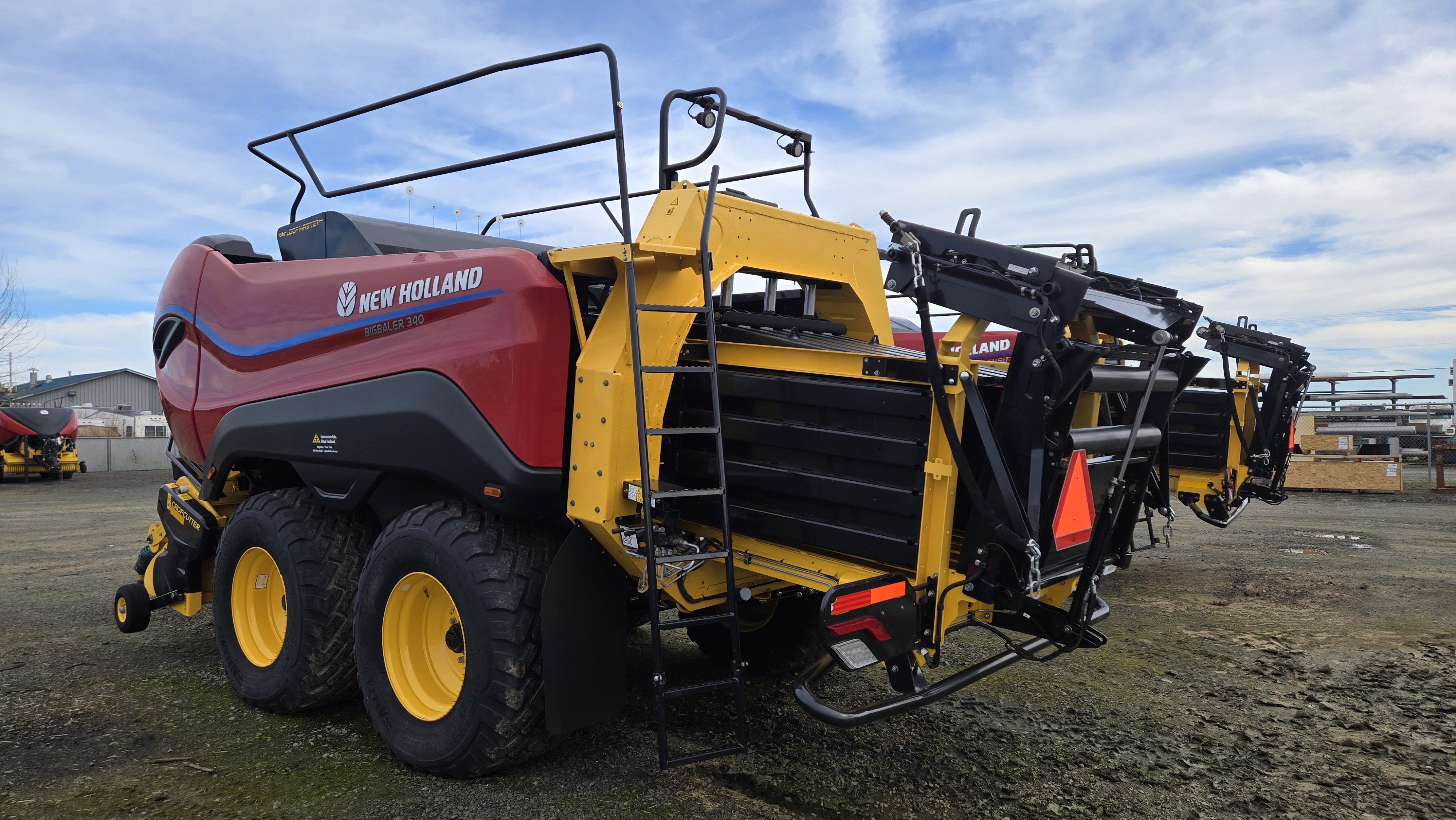 2021 New Holland 340R PLUS HD Baler/Square