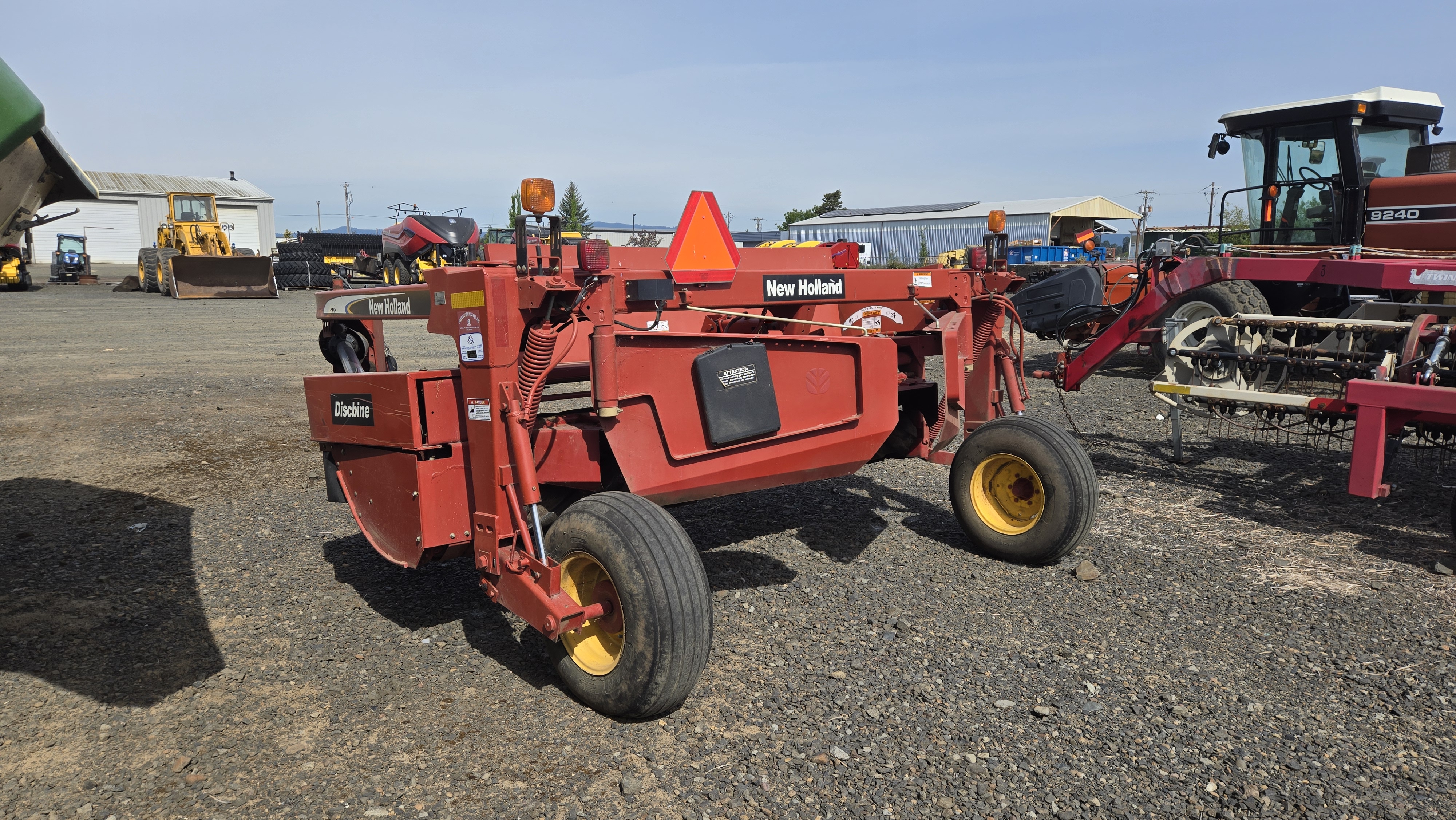 2005 New Holland 1411 Mower Conditioner