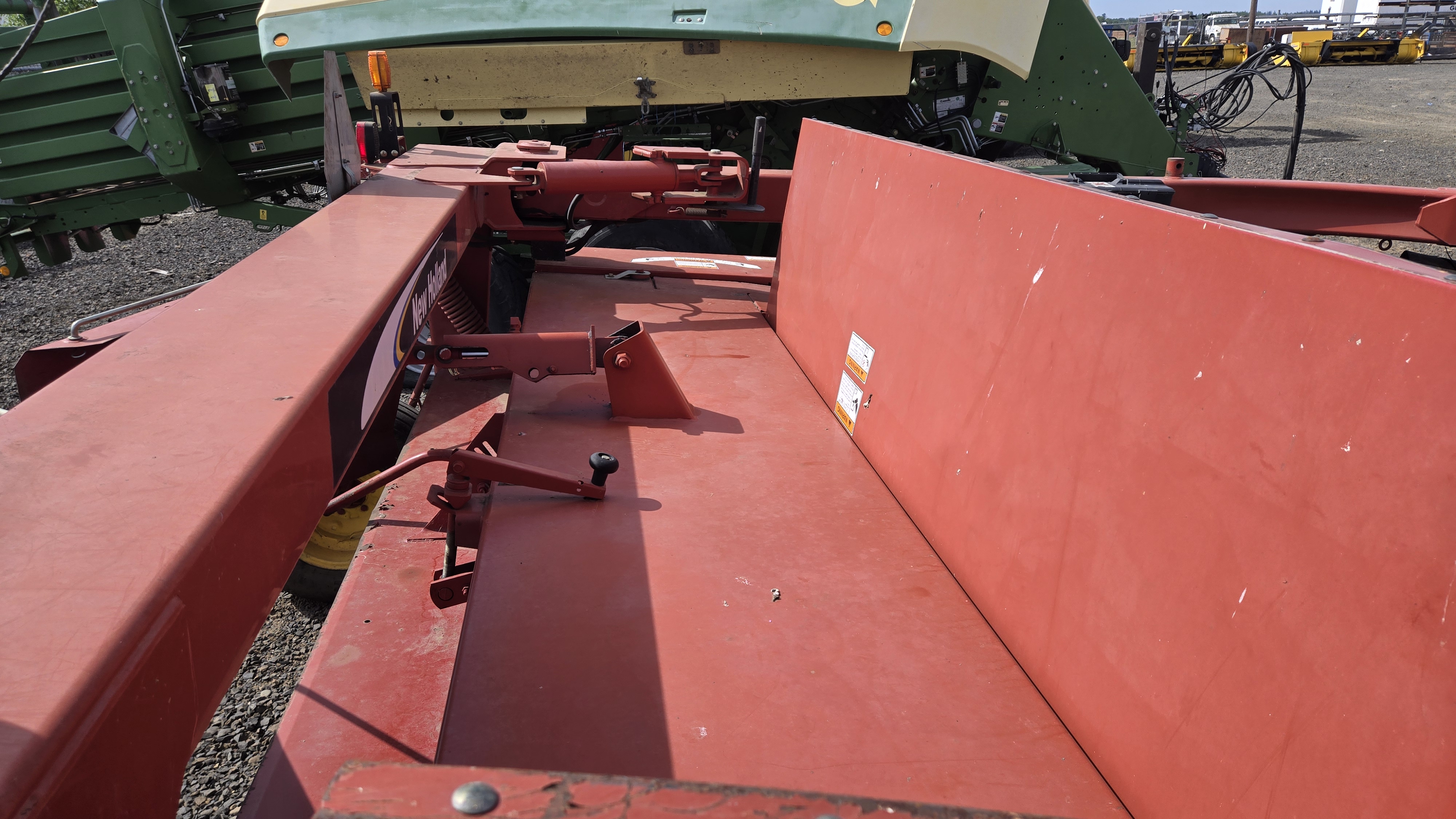 2005 New Holland 1411 Mower Conditioner