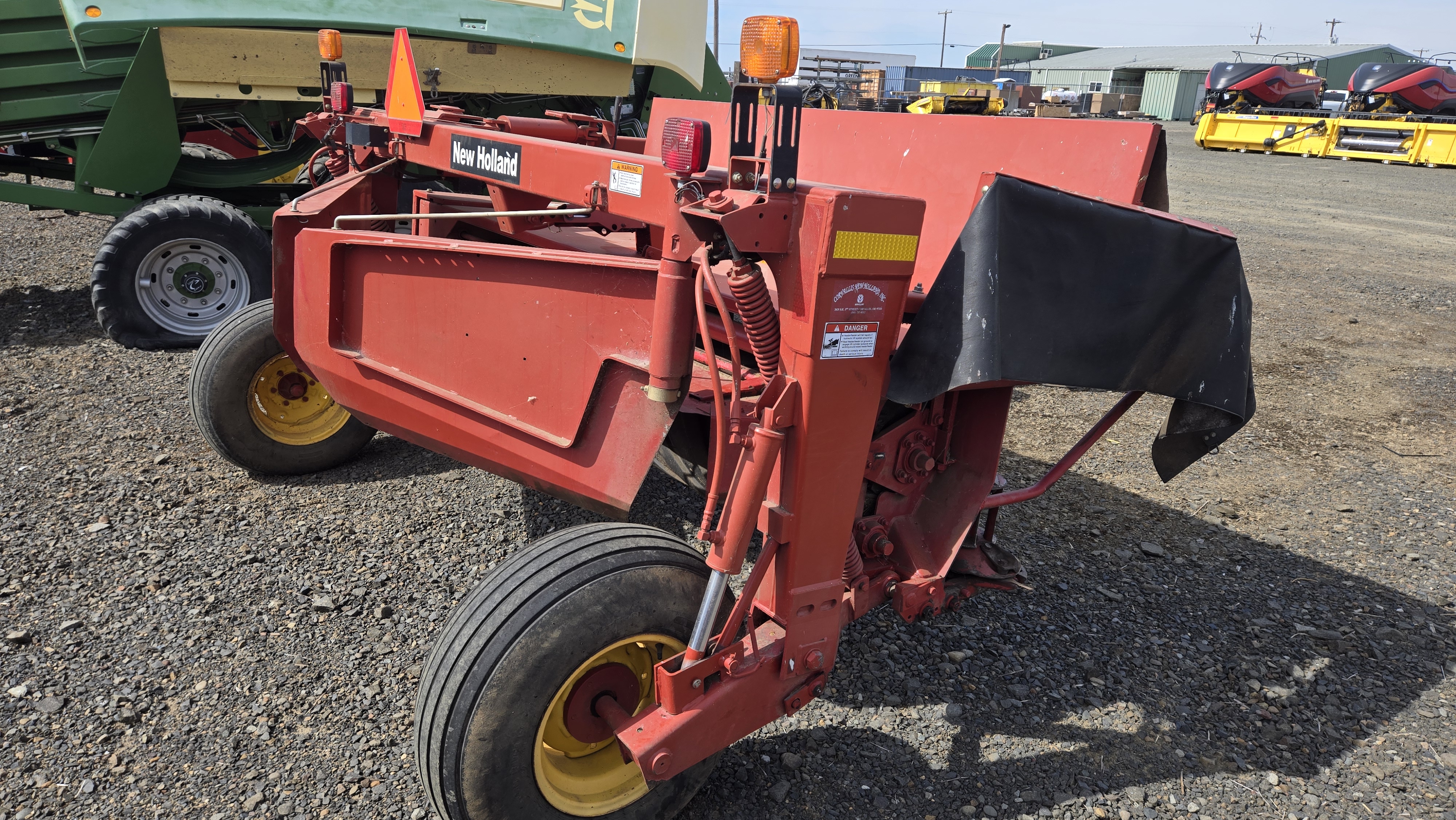 2005 New Holland 1411 Mower Conditioner
