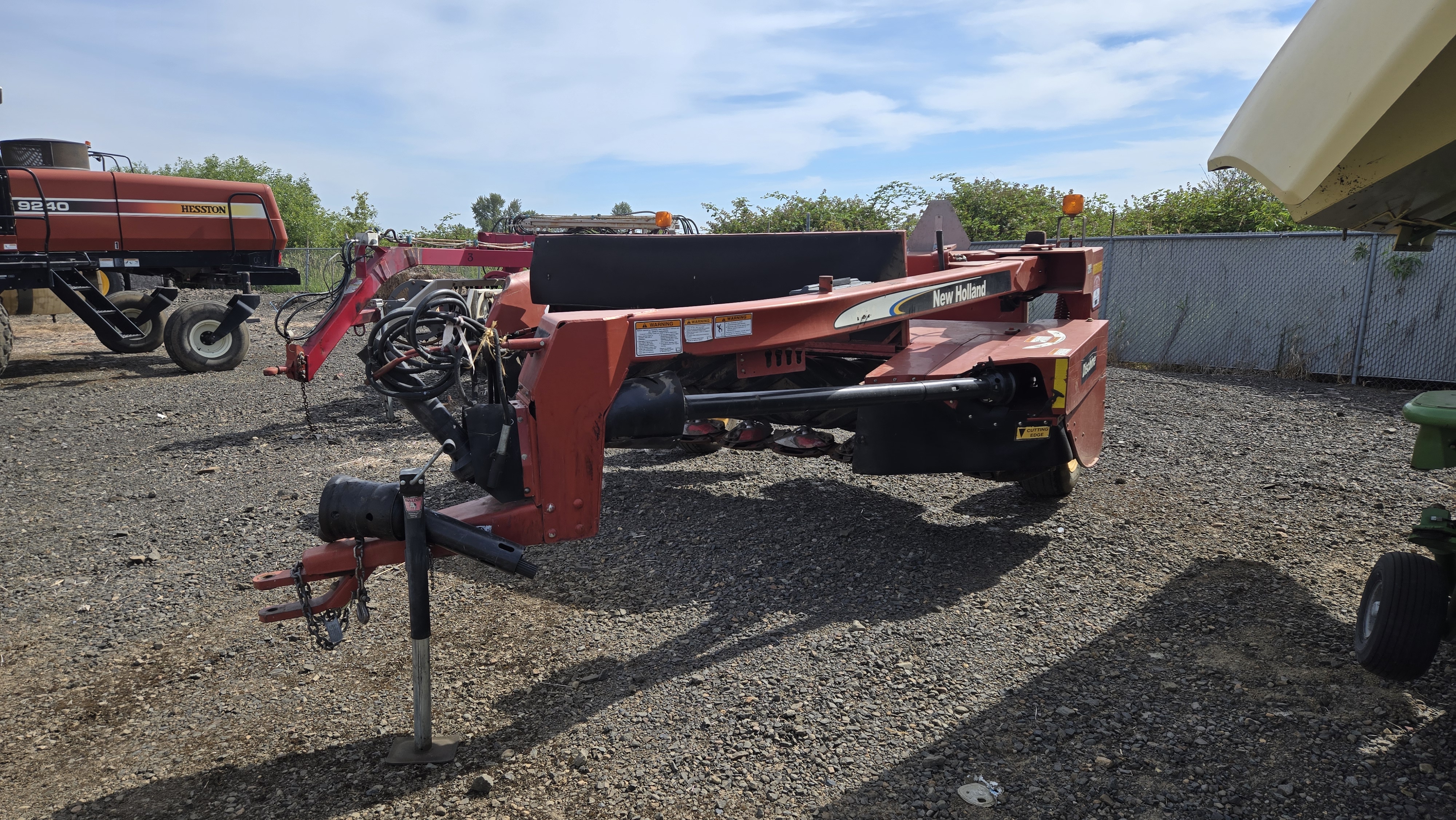 2005 New Holland 1411 Mower Conditioner