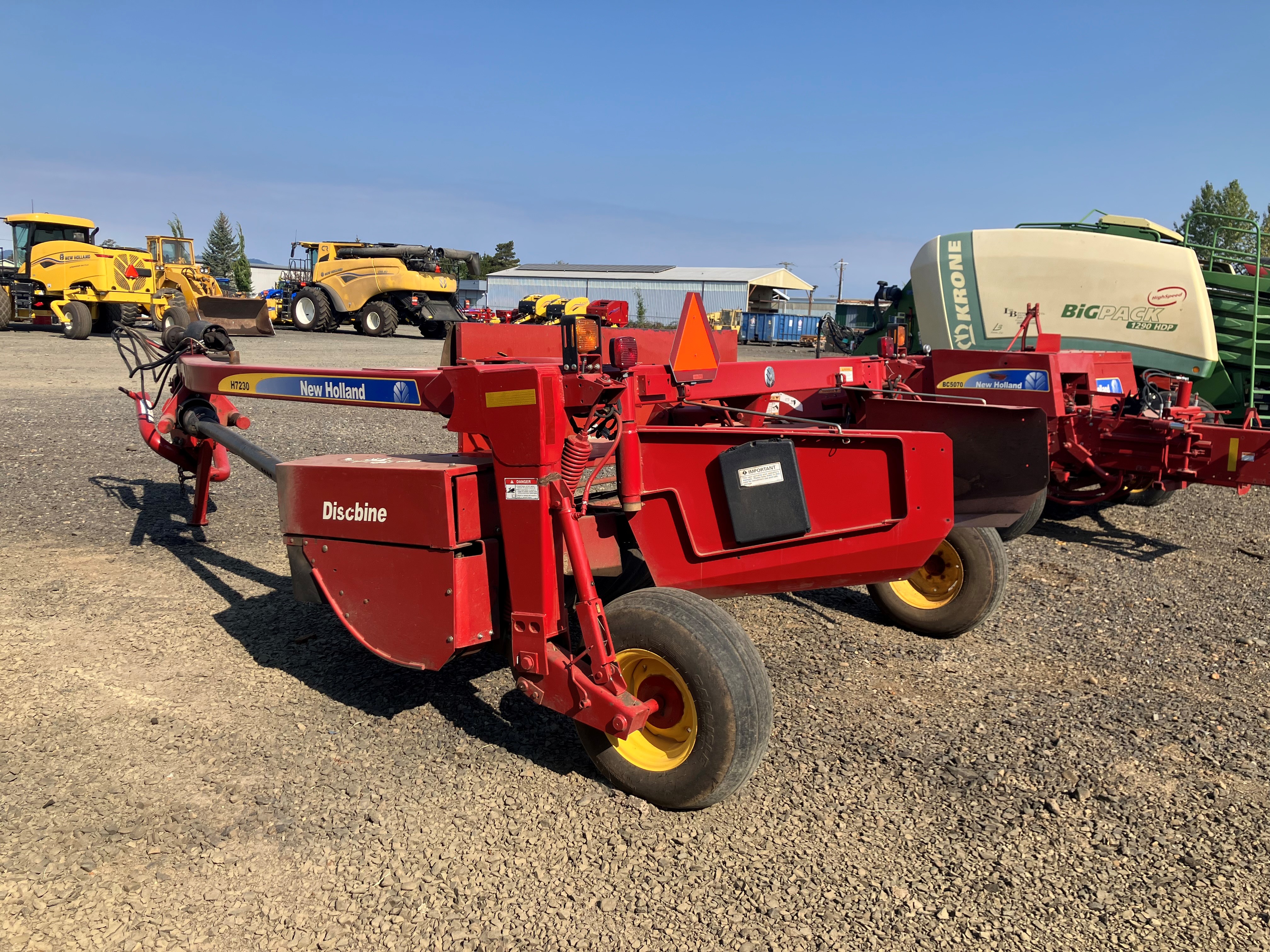 2015 New Holland H7230 Mower Conditioner