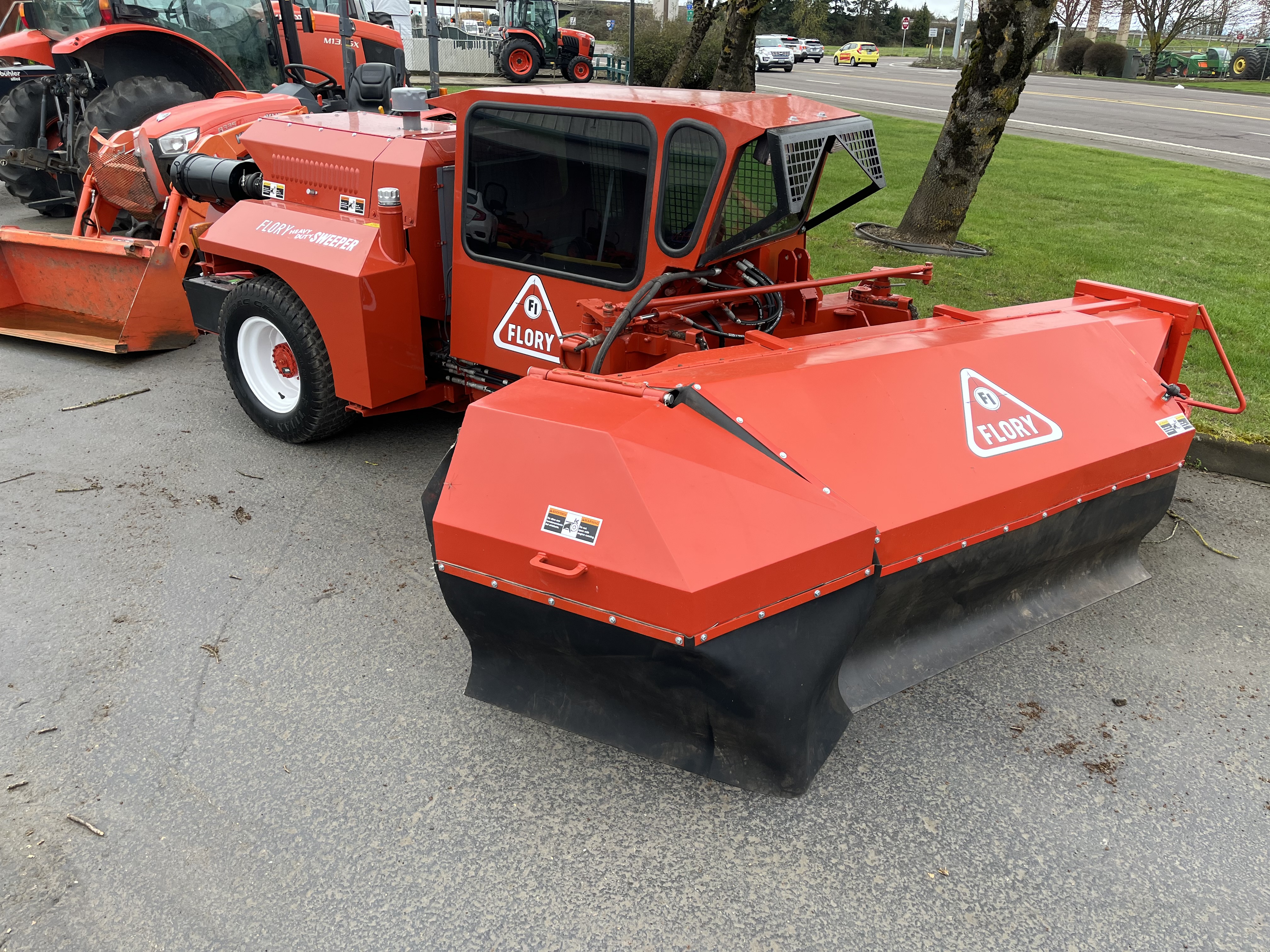 Flory Industries 6677 Nut Sweeper