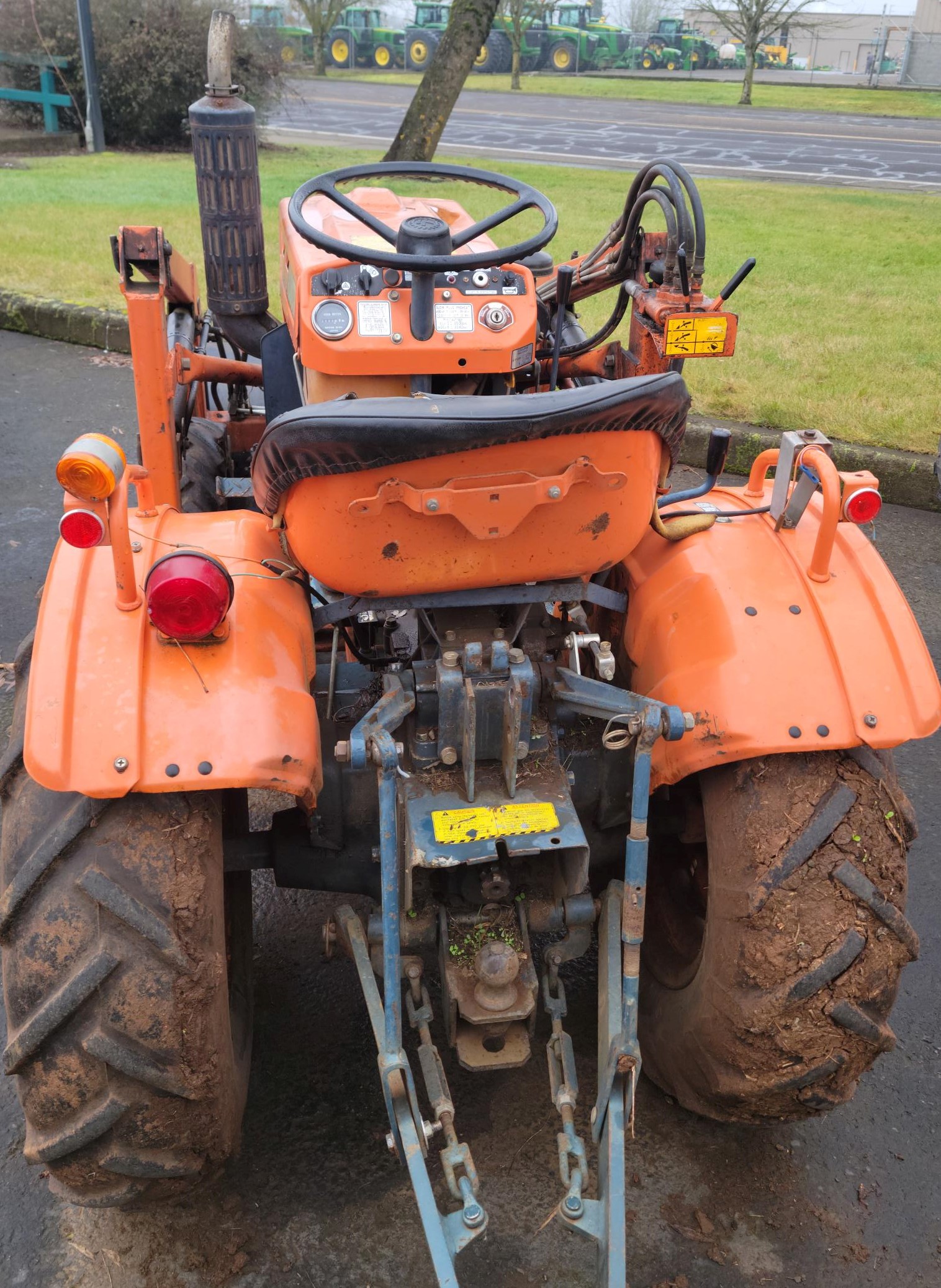 1981 Kubota B7100DT Tractor 4WD