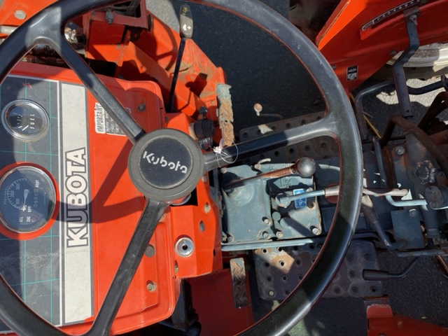 1993 Kubota L2350 Tractor