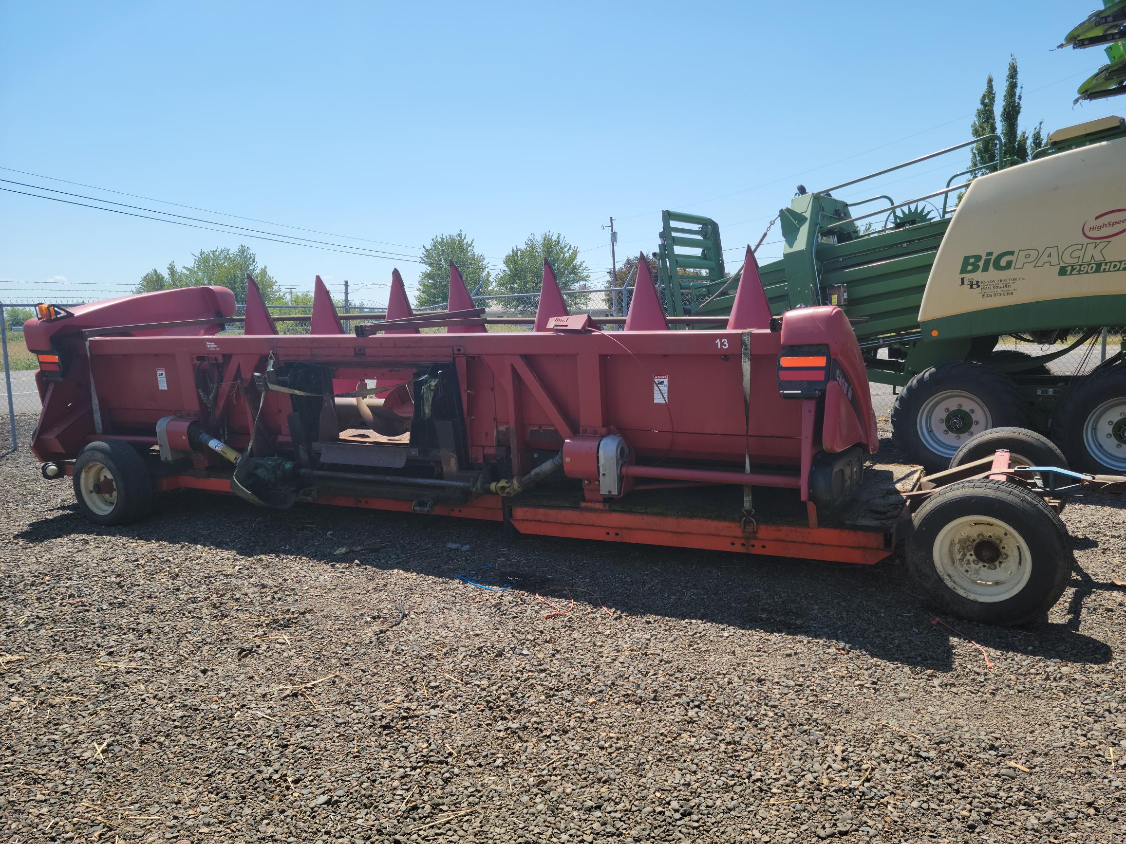 Case IH 2208 Header Combine