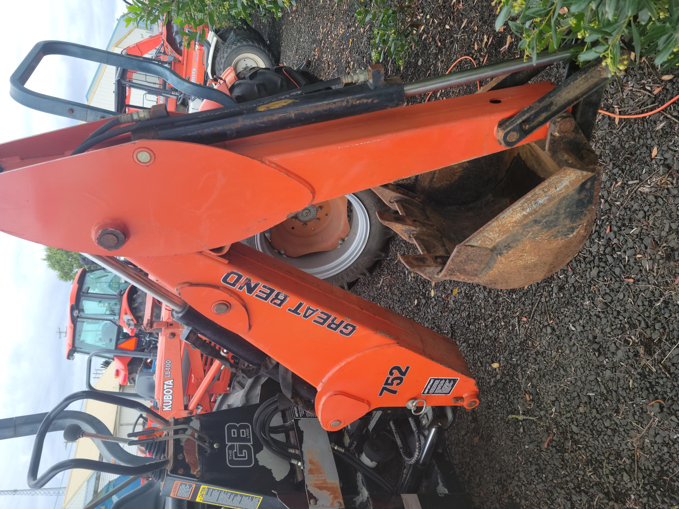 2001 Kubota L2600 Tractor