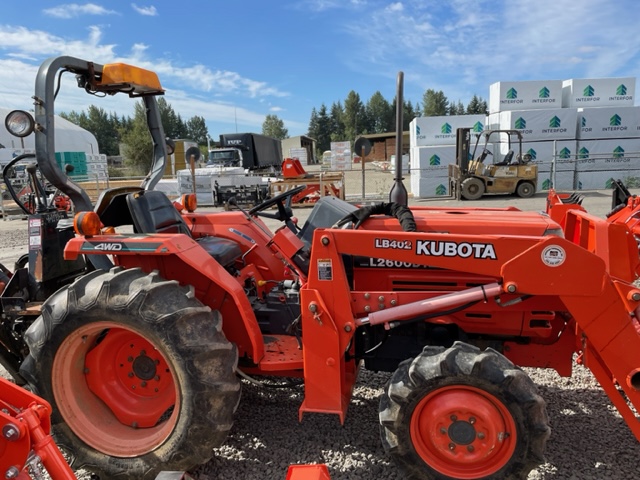 2001 Kubota L2600 Tractor