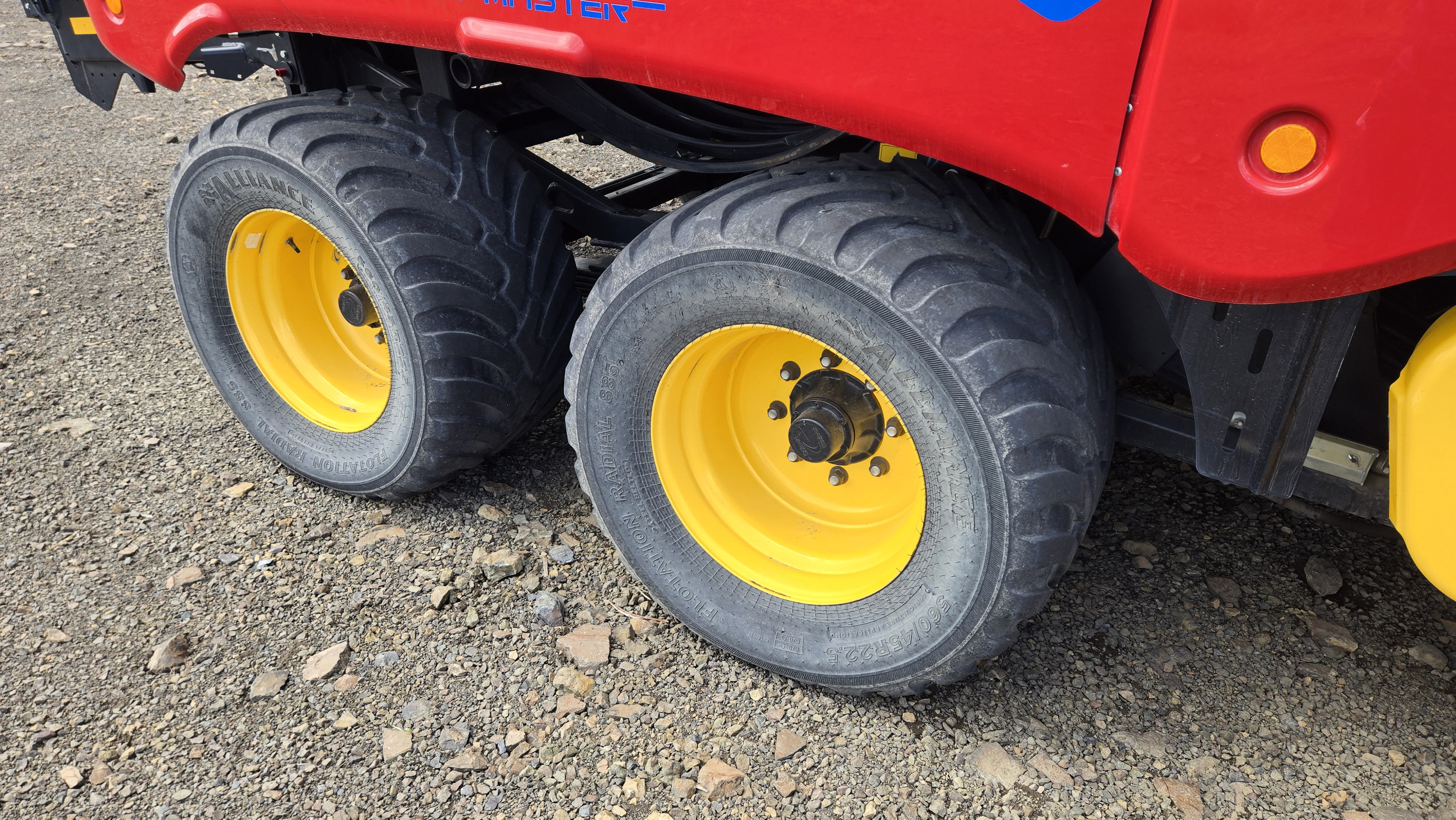 2020 New Holland 340S PLUS Baler/Square