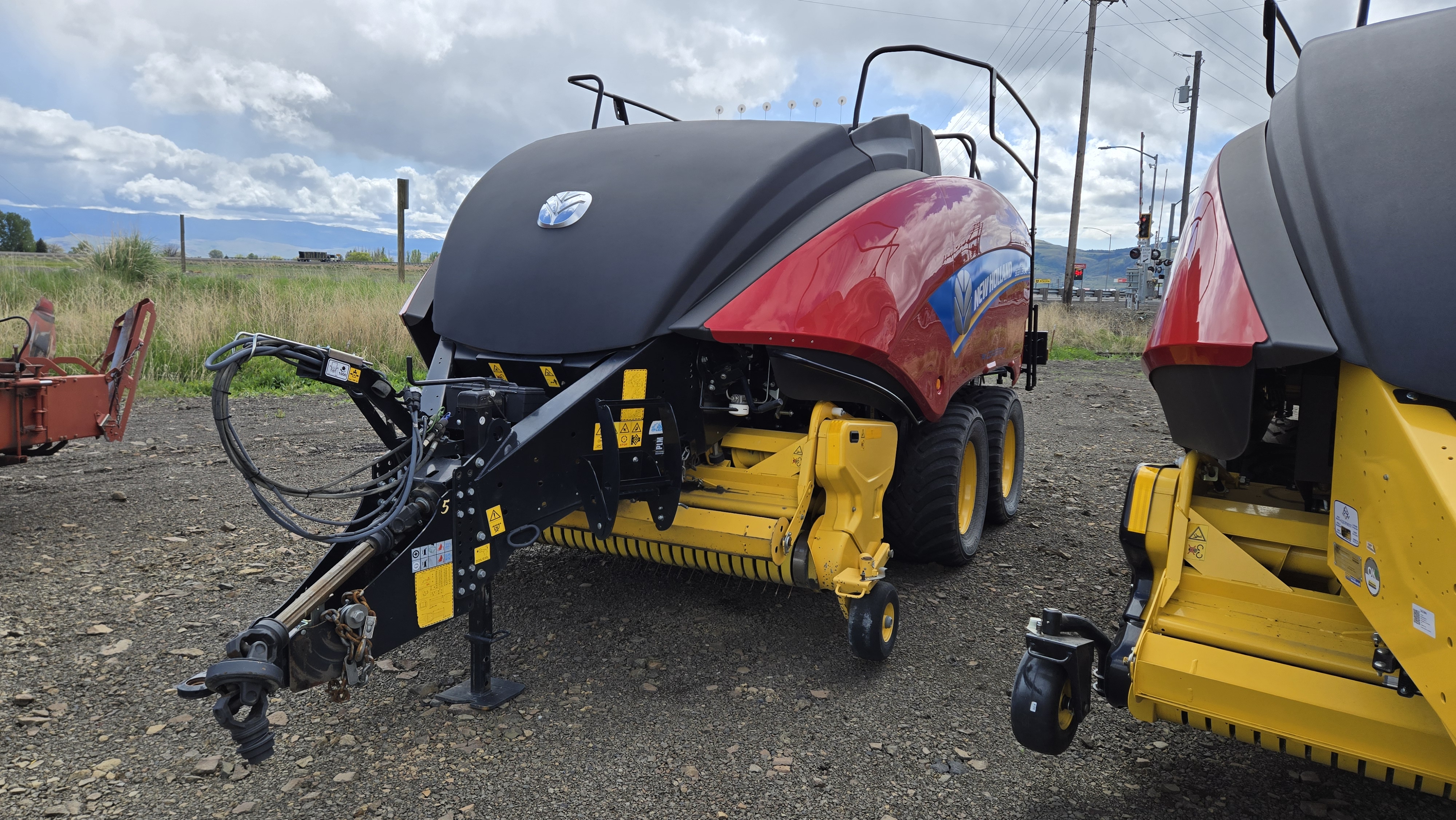 2020 New Holland 340S PLUS Baler/Square
