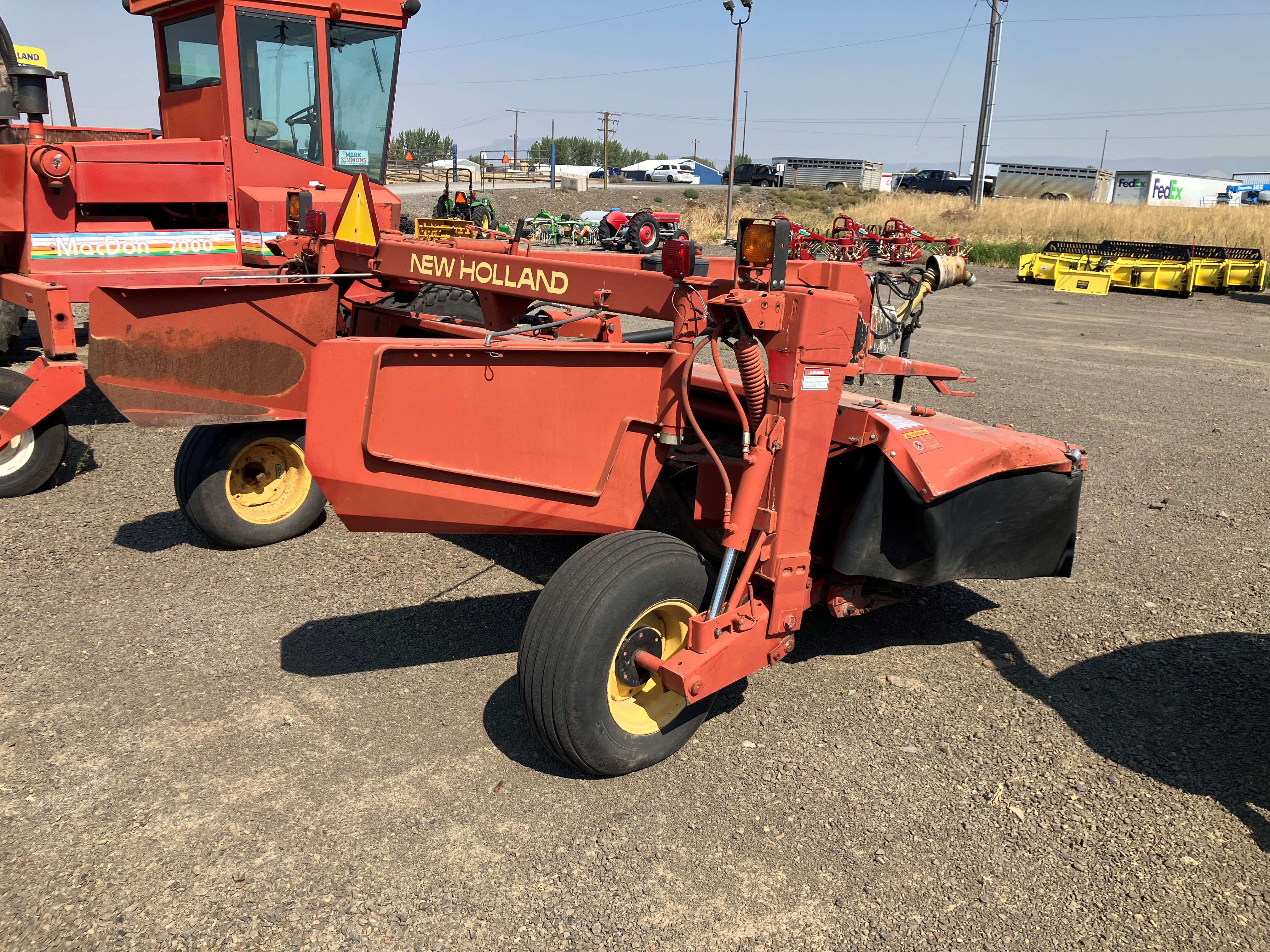 1997 New Holland 1411 Mower Conditioner