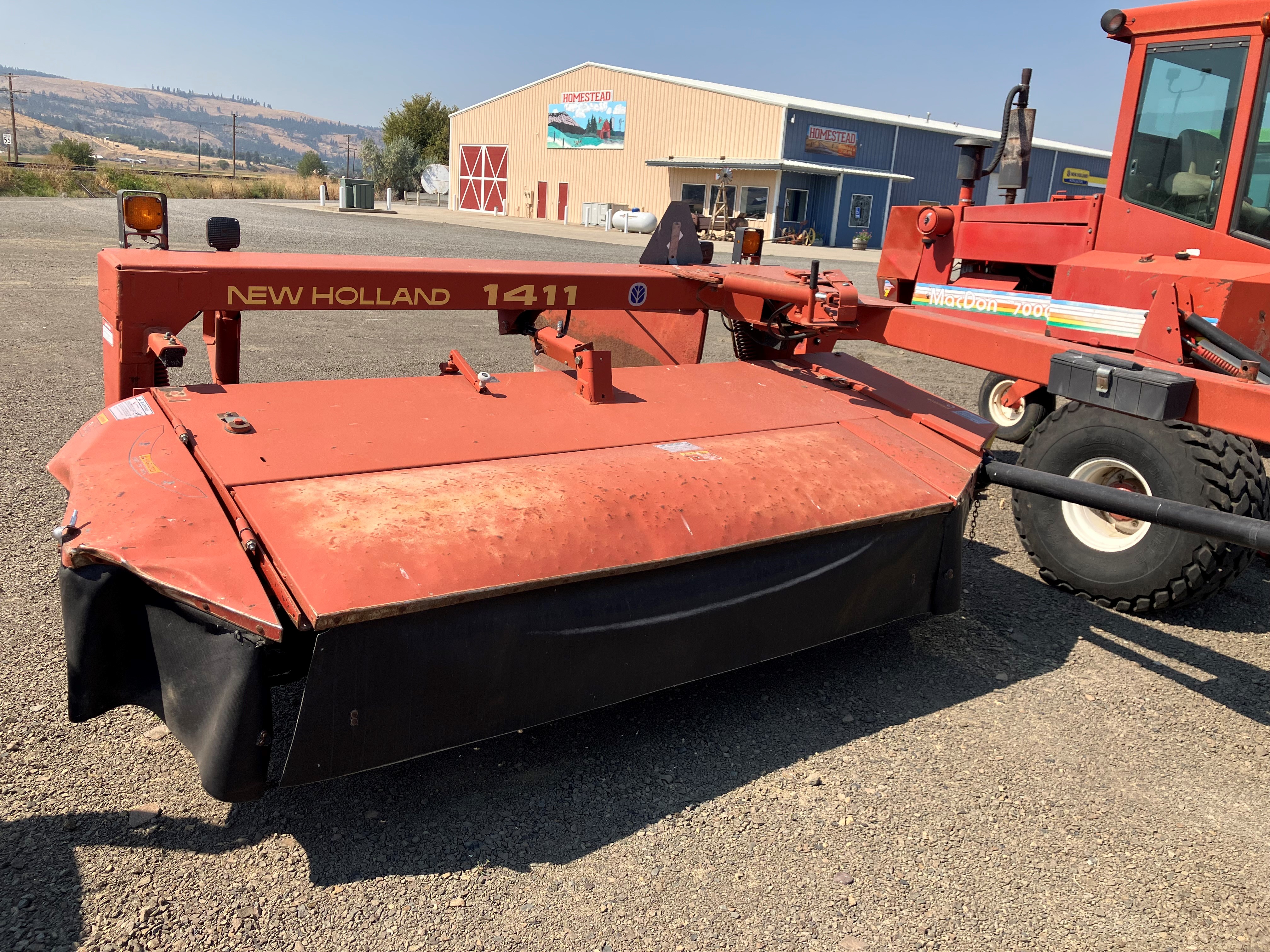 1997 New Holland 1411 Mower Conditioner