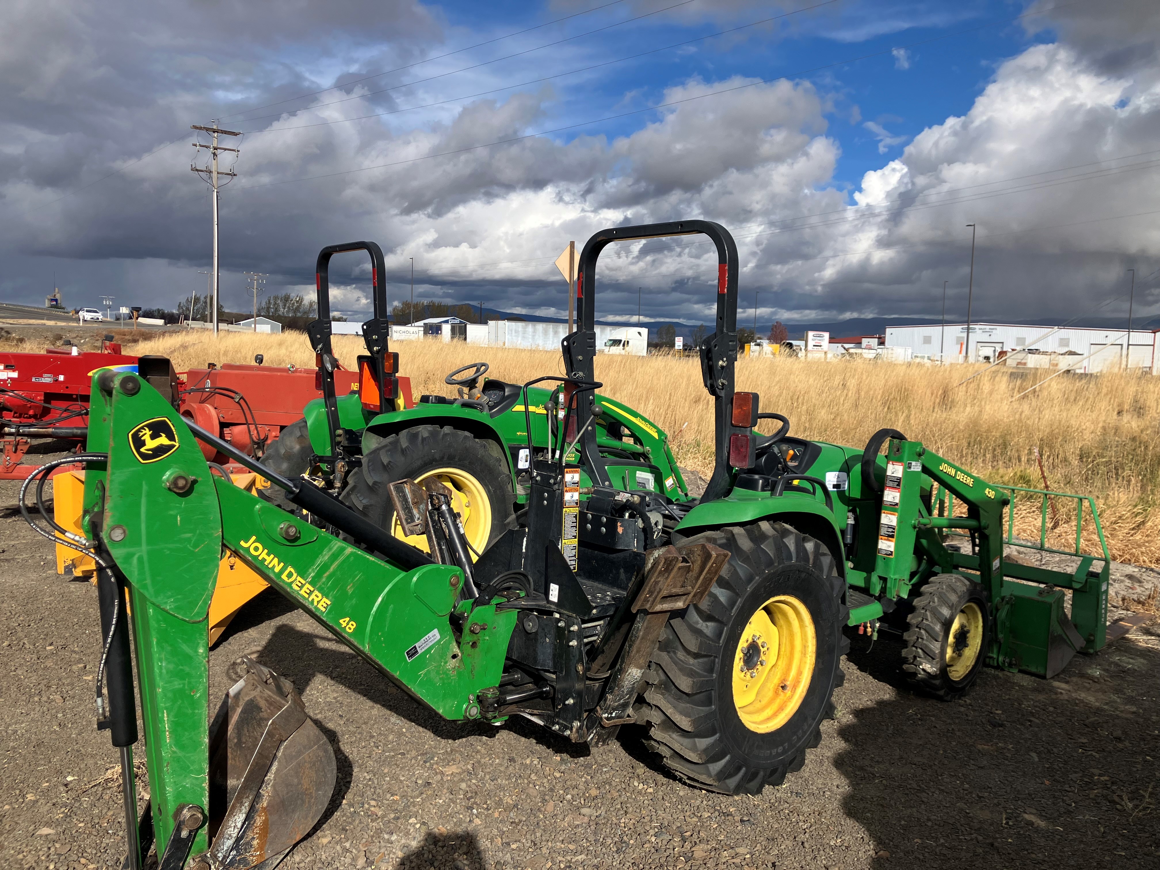 2005 John Deere 4310 Tractor