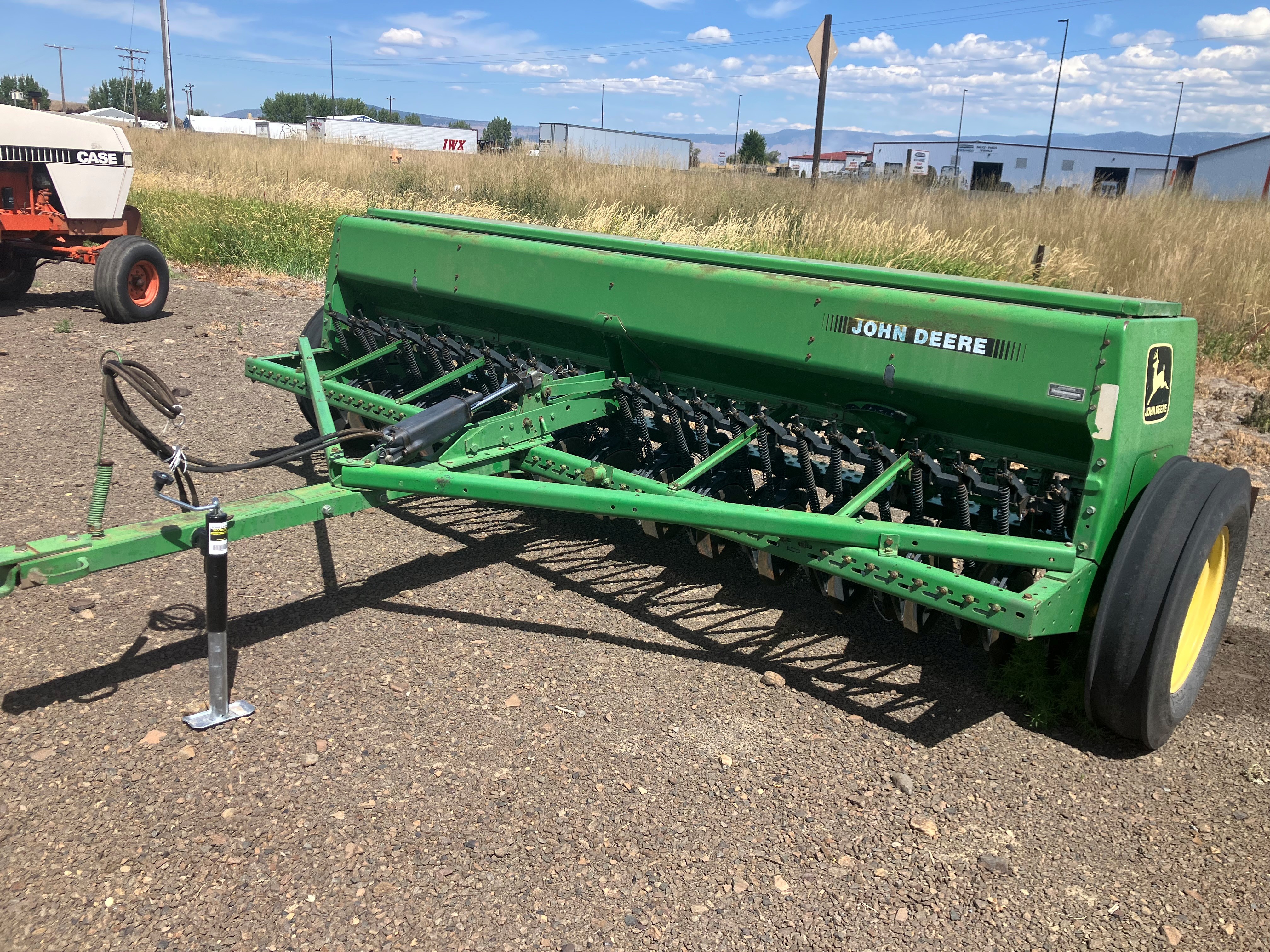 John Deere 450 Drill