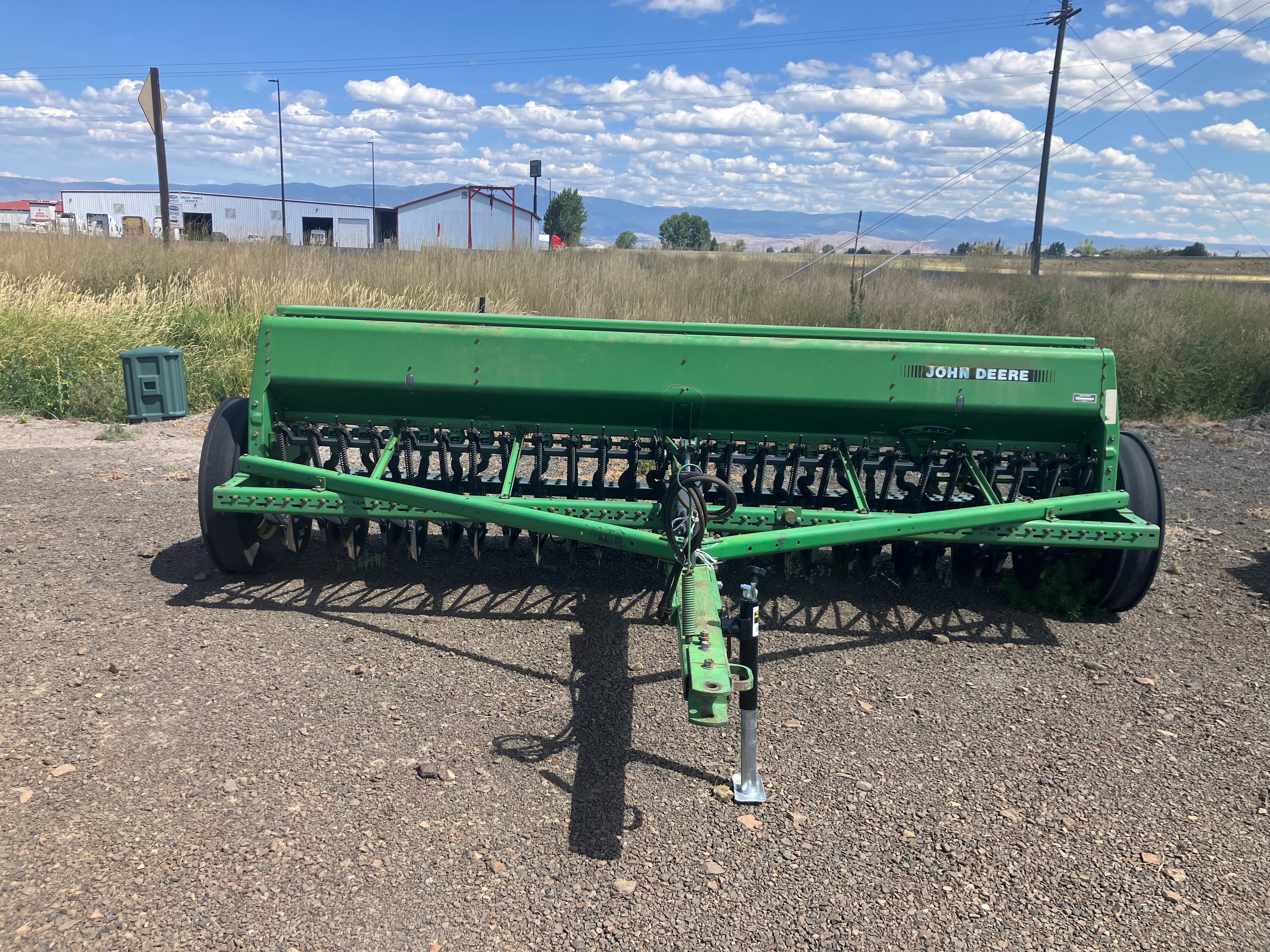John Deere 450 Drill