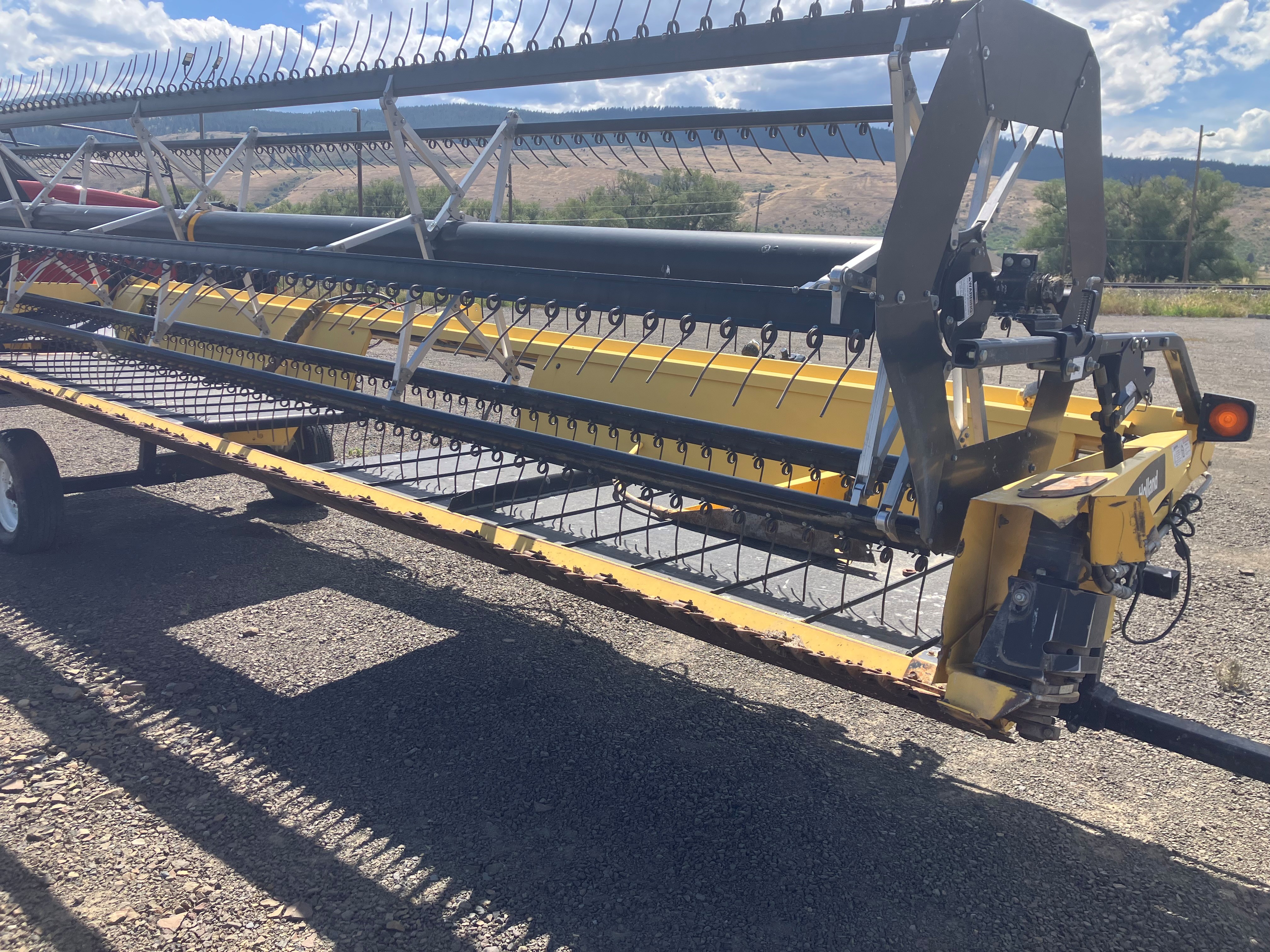 New Holland HB25 Header Hay