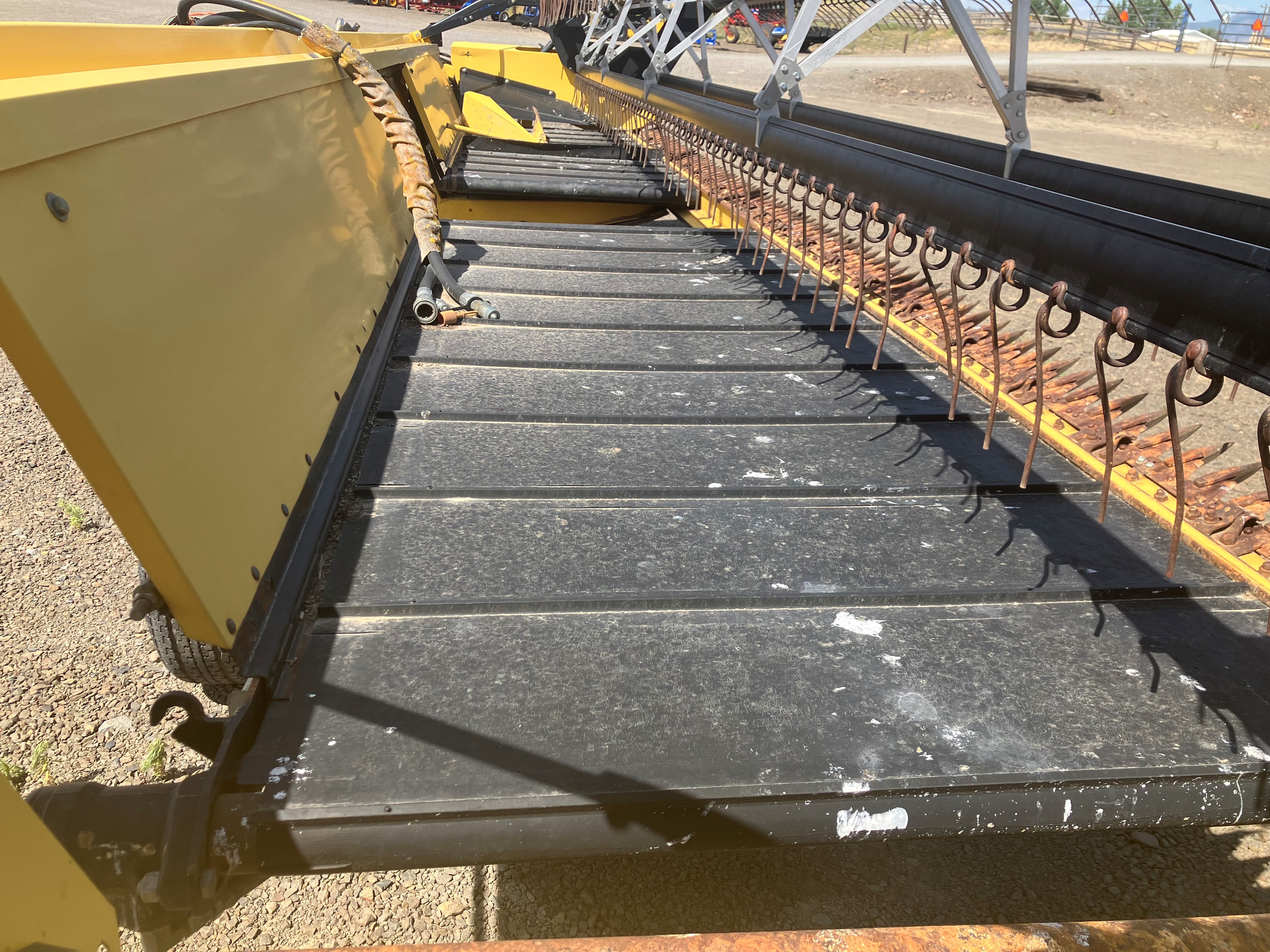 New Holland HB25 Header Hay