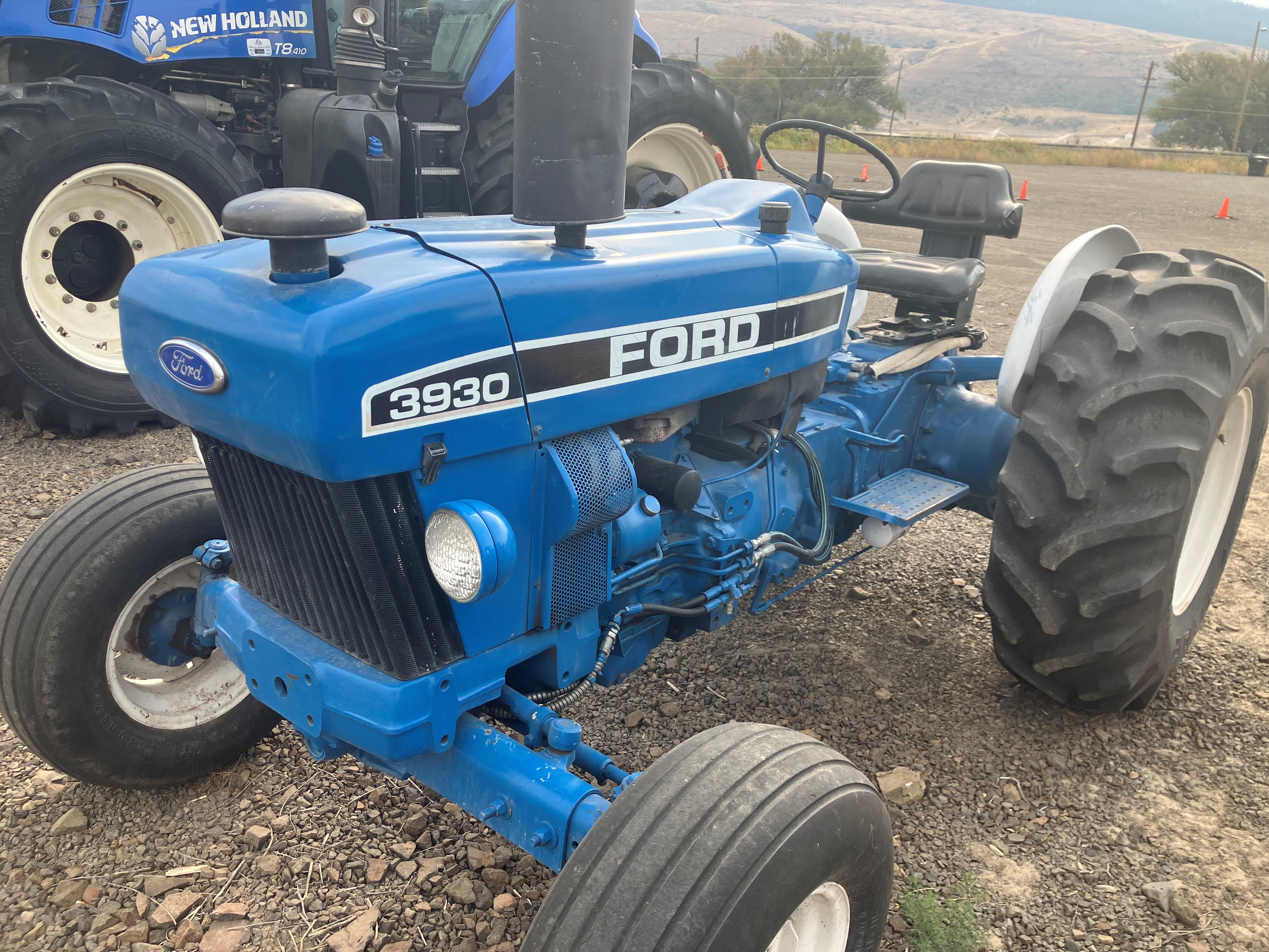 New Holland 3930 Tractor