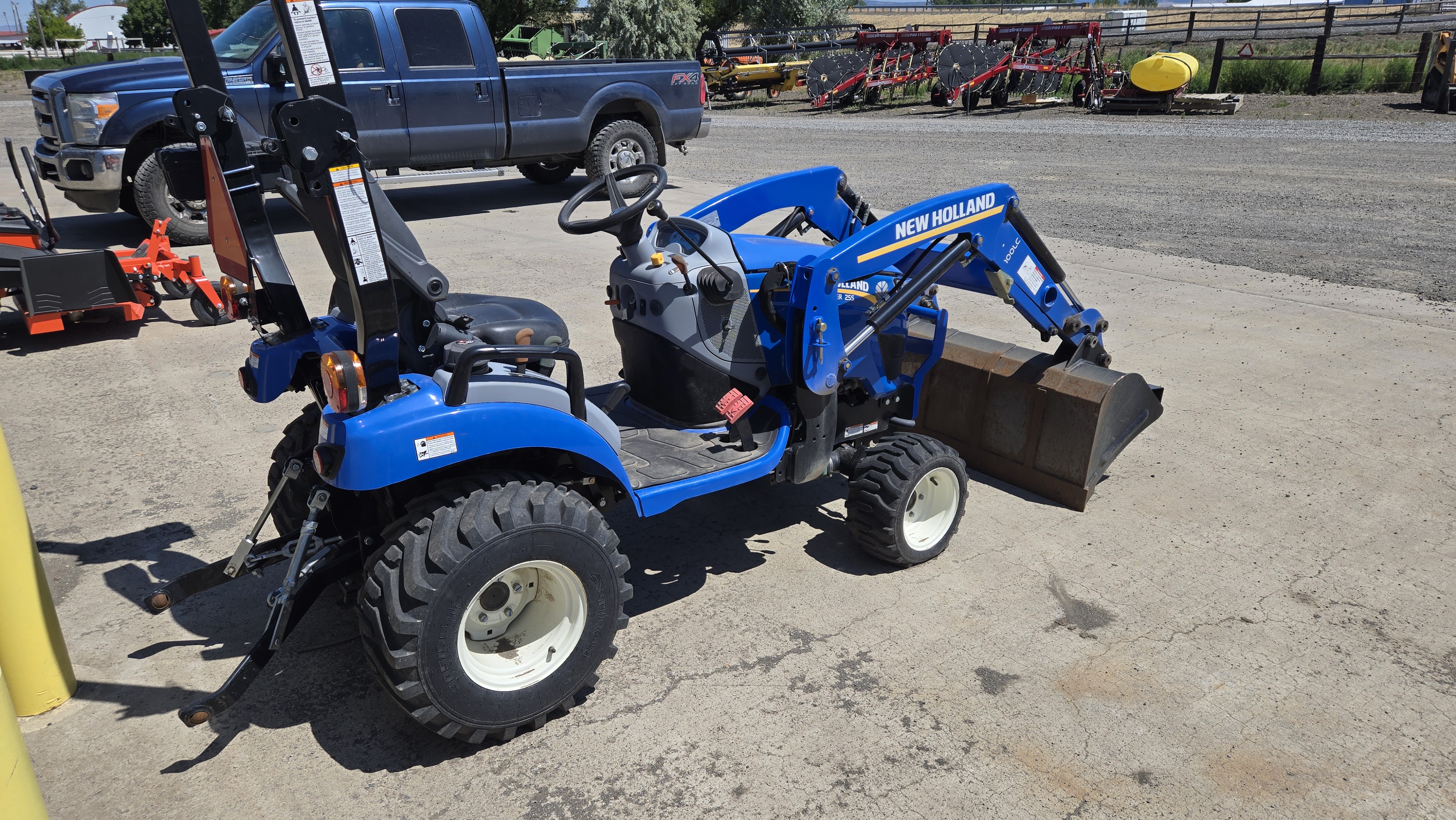 2020 New Holland WORKMASTER 25S Tractor