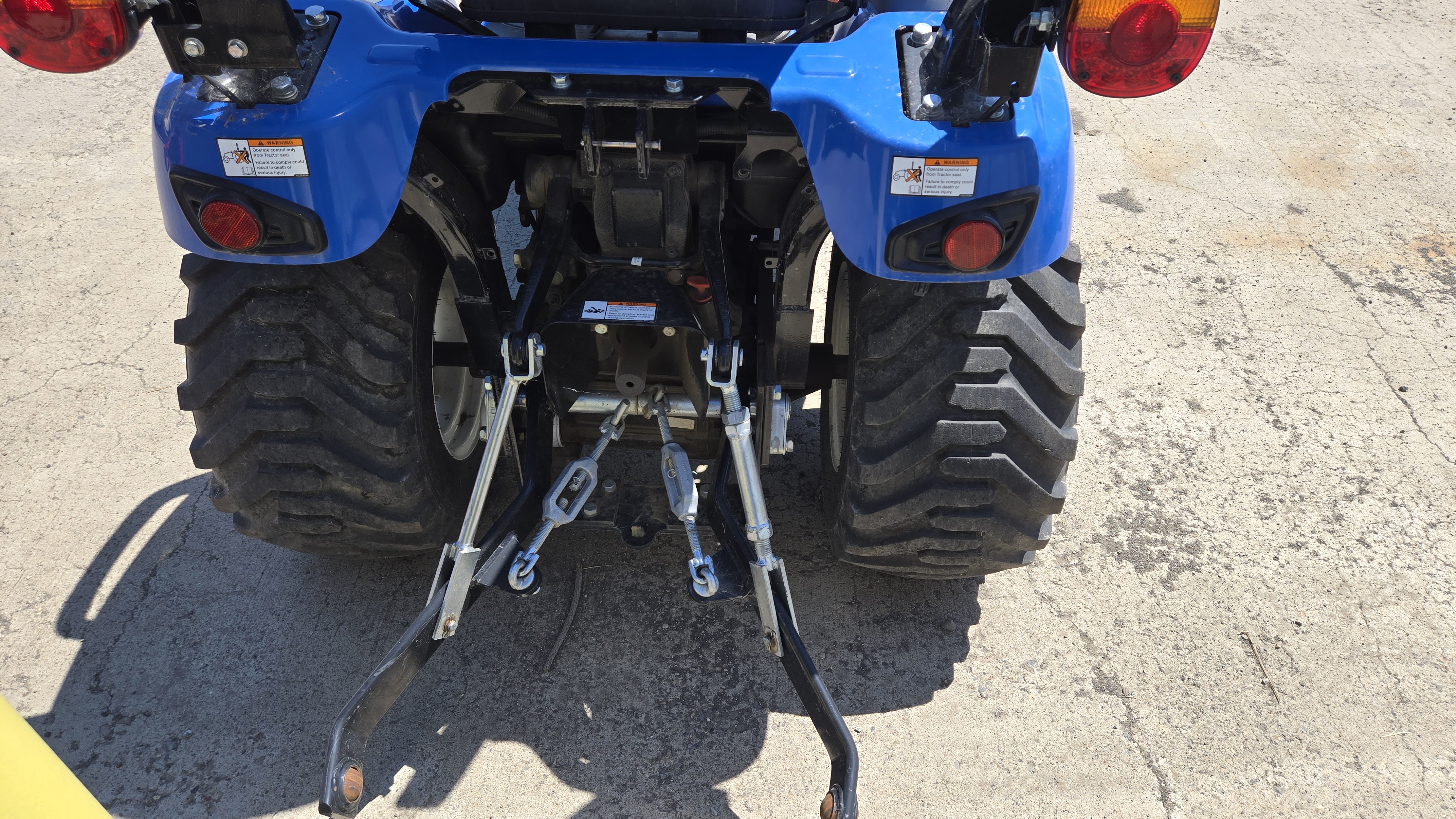 2020 New Holland WORKMASTER 25S Tractor