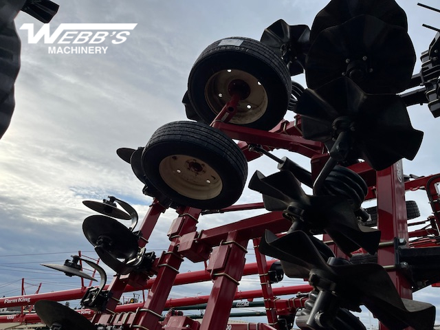 2023 Salford I-4131 Vertical Tillage