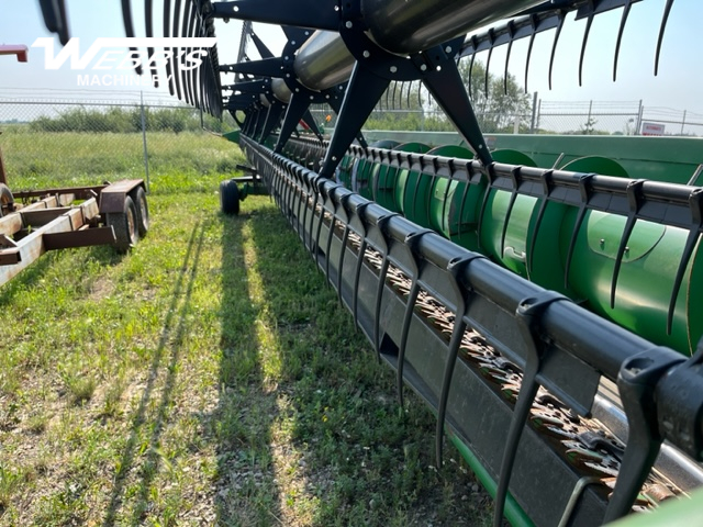 2016 John Deere 635F Header Combine