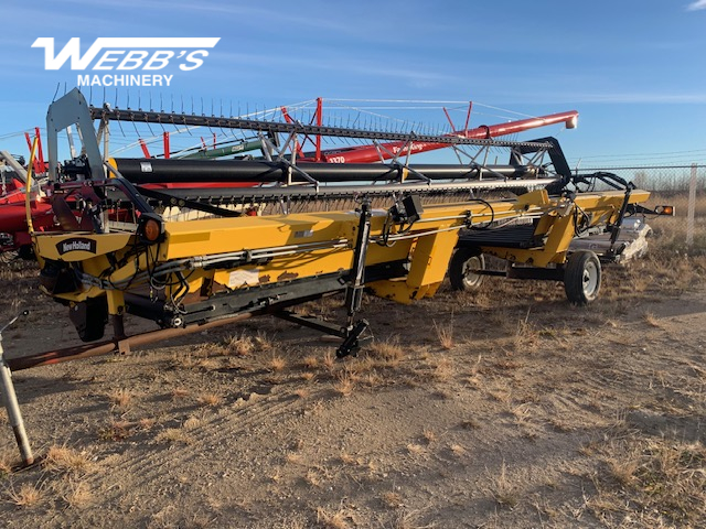 2006 New Holland HW305 Windrower