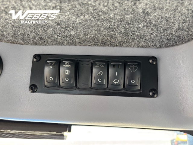 2014 New Holland SP.275R Sprayer/High Clearance