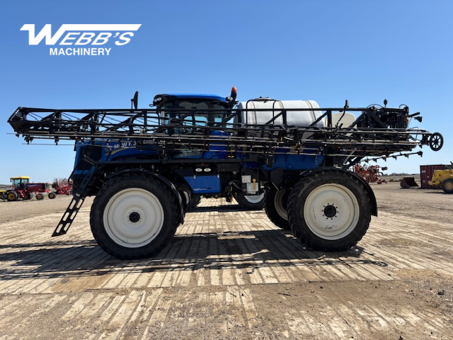 2014 New Holland SP.275R Sprayer/High Clearance