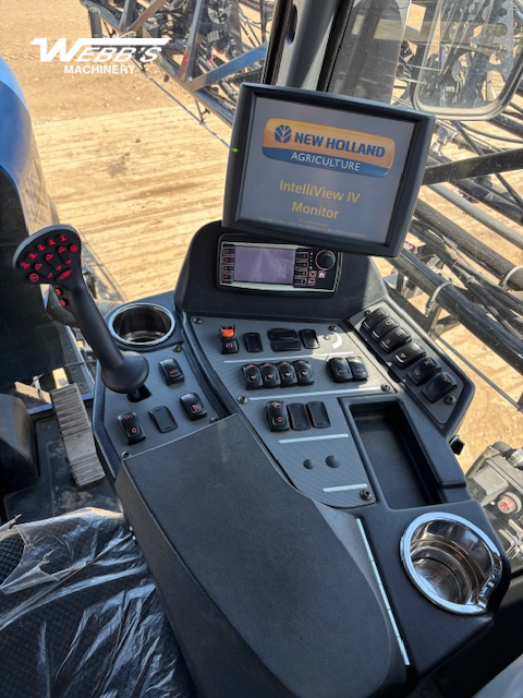 2014 New Holland SP.275R Sprayer/High Clearance