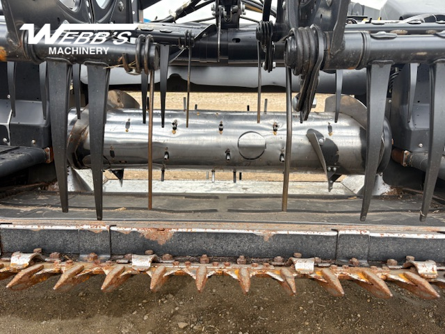 2018 MacDon FD135 Header Combine