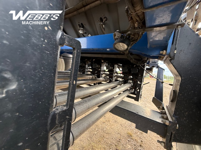 2017 New Holland P4580 Air Tank/Cart