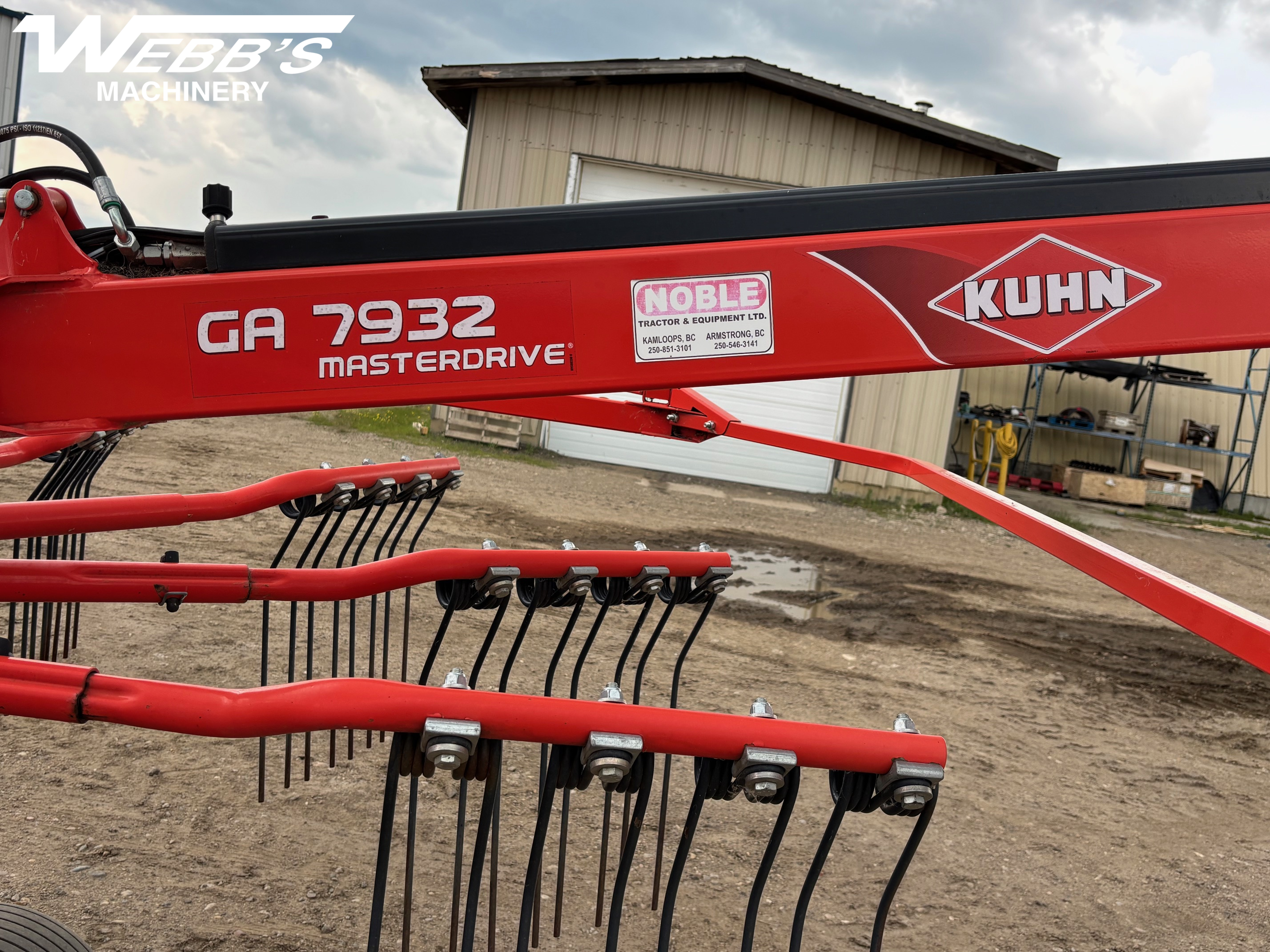 2017 Kuhn GA7932 Rake/Hay
