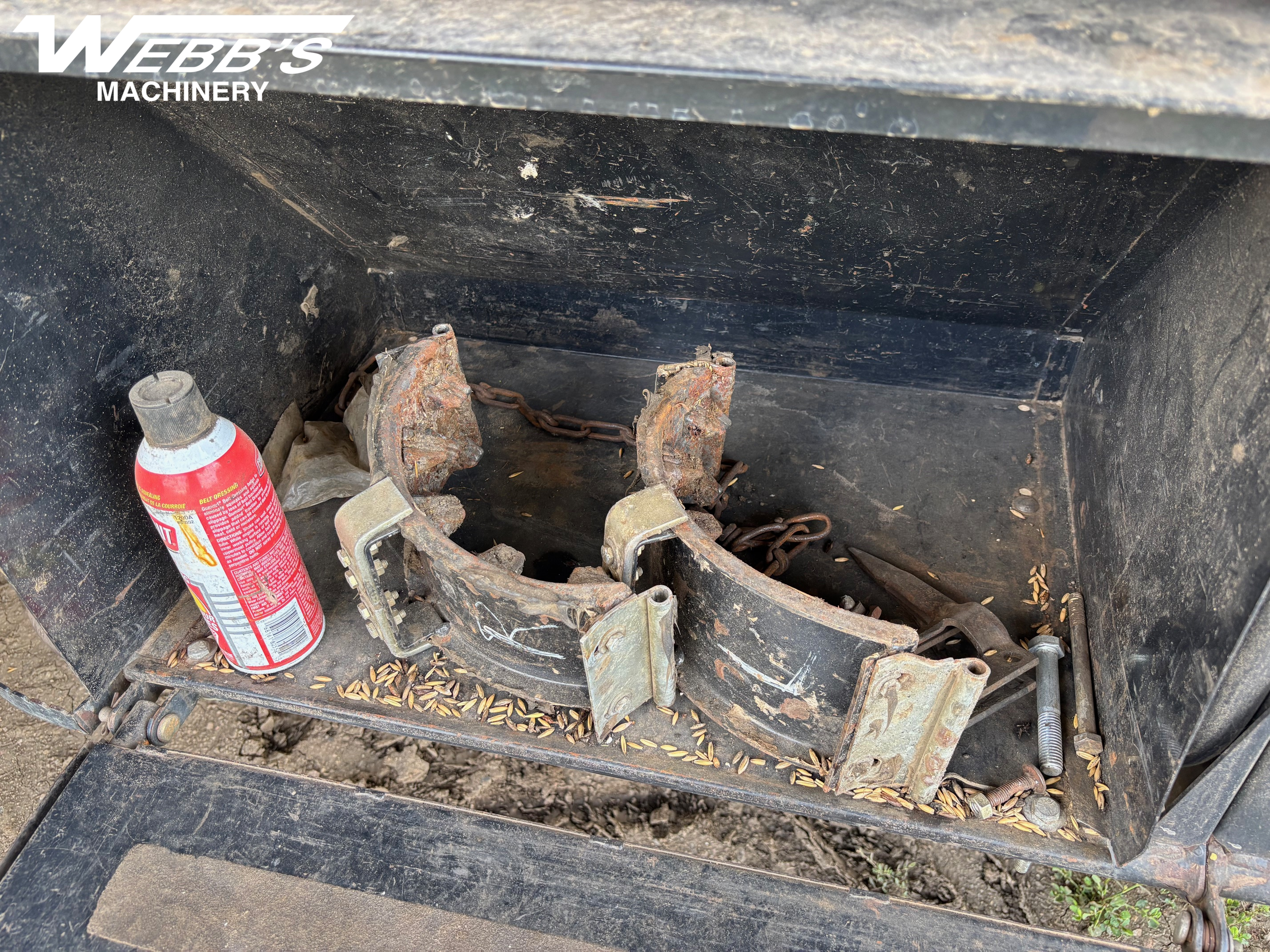 2009 New Holland CR9070 Combine