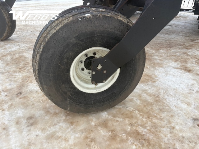 2010 MacDon M150 Windrower