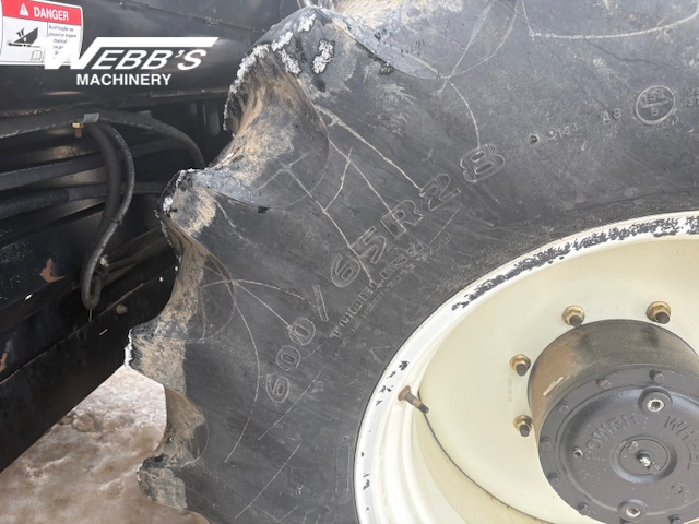 2010 MacDon M150 Windrower