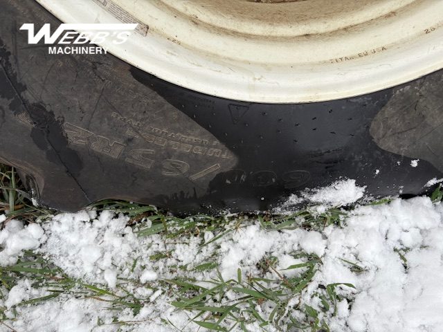 2010 MacDon M150 Windrower