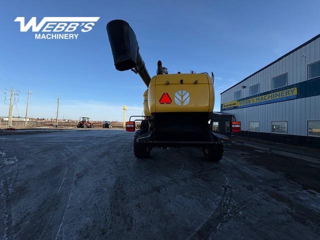 2024 New Holland CX8.80 Combine