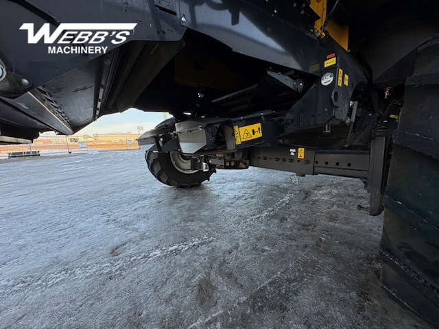 2024 New Holland CX8.80 Combine