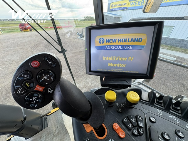 2024 New Holland CX8.80 Combine