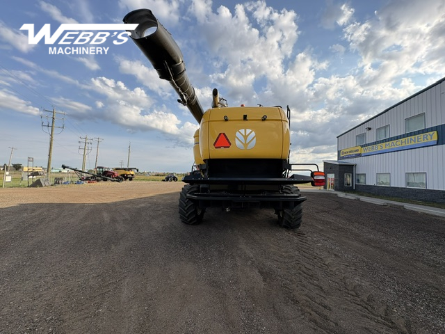 2024 New Holland CX8.80 Combine