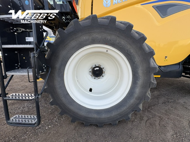 2024 New Holland CX8.80 Combine
