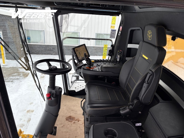 2024 New Holland CX8.80 Combine