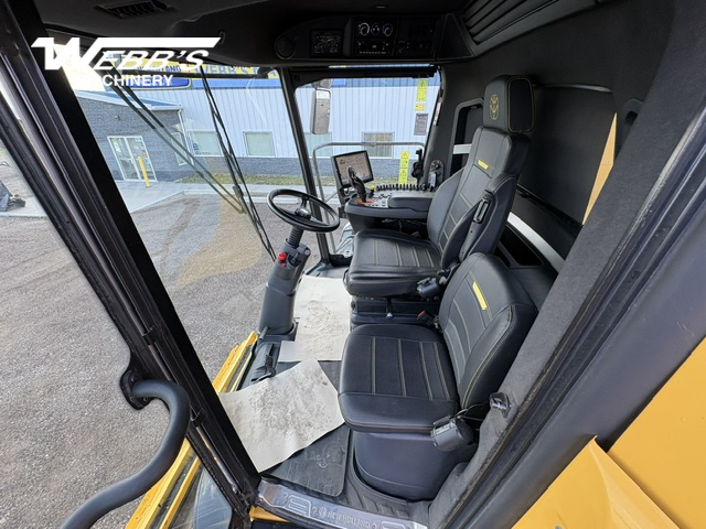 2024 New Holland CX8.80 Combine