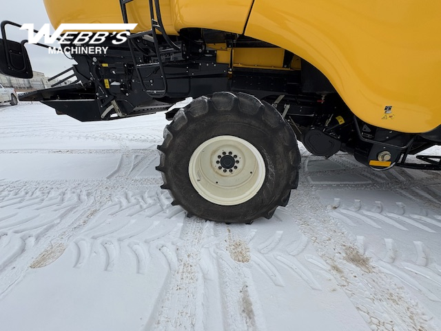 2024 New Holland CX8.80 Combine