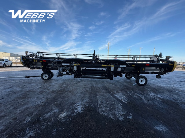 2024 MacDon FD235 Header Combine