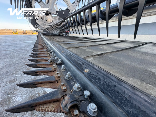 2024 MacDon FD235 Header Combine